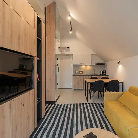 Nadmorskie - Greenport Z Basenem I Strefa Апартаменты