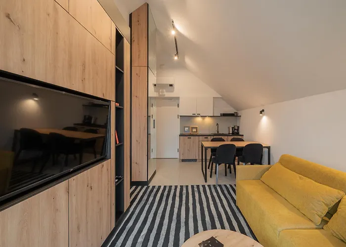 Nadmorskie - Greenport Z Basenem I Strefa Апартаменты